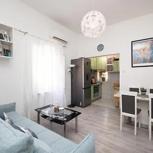 Daki's Place Apartment Zadar